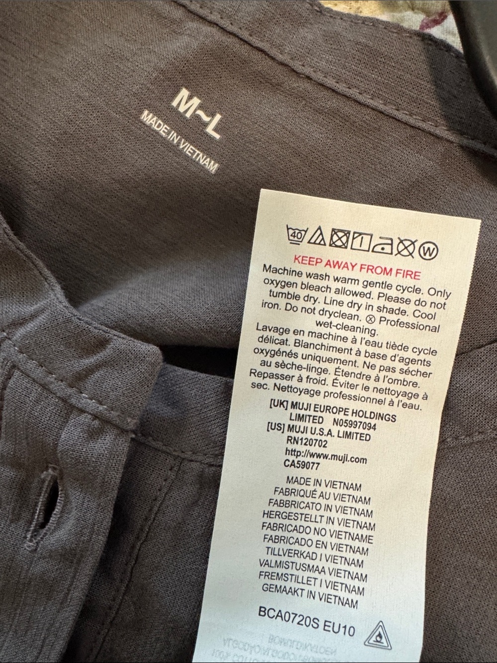 Muji Sleeveless Tunic in Charcoal Gray - Picture 2 of 6